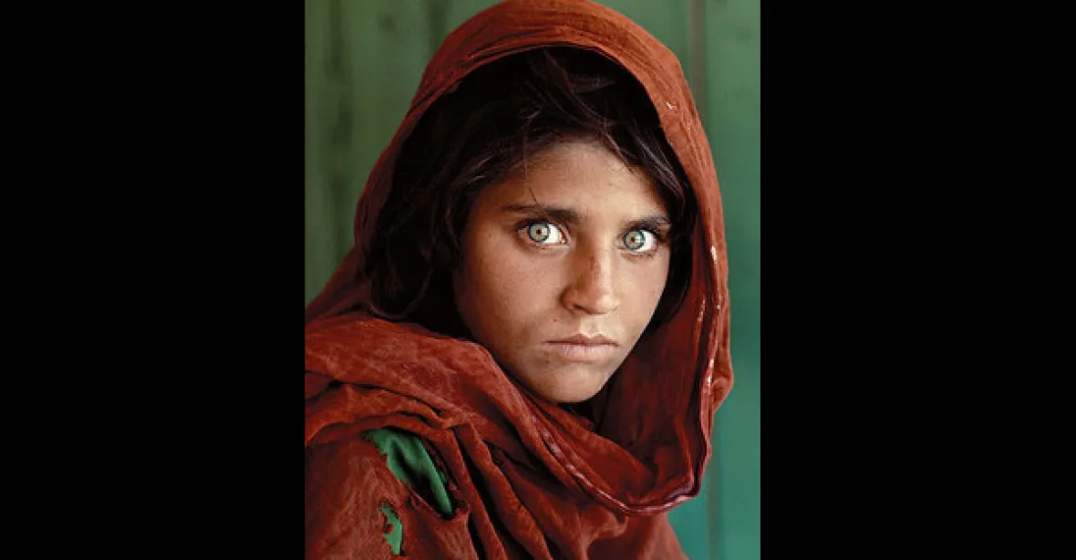 Proslavila ji fotka v časopise. Teď Afghánce hrozí 14 let vězení