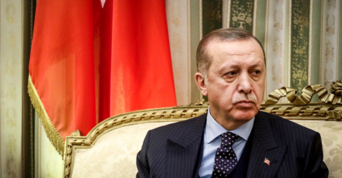 Sultán na Bosporu zůstává. Erdogan se sám prohlásil za vítěze prezidentských voleb
