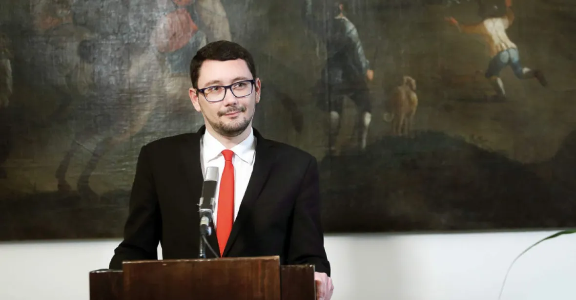 Dienstbier pozval uprchlíky do Česka, kritizuje Ovčáček ministra