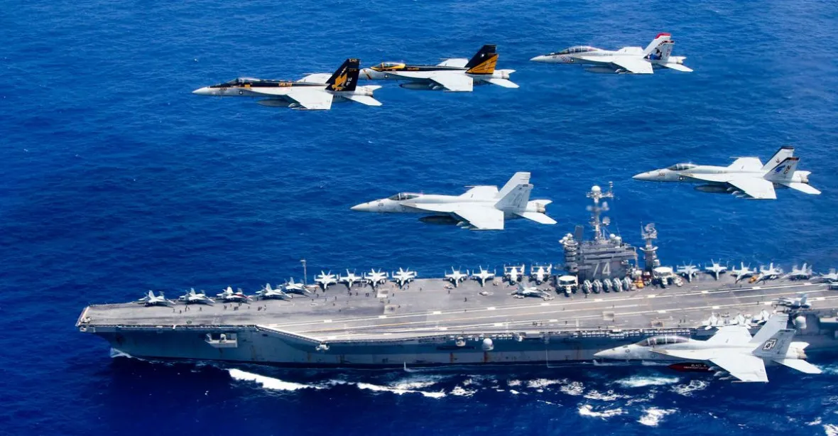 Téměř 2/3 bitevních letounů US Navy nejsou schopné vzlétnout