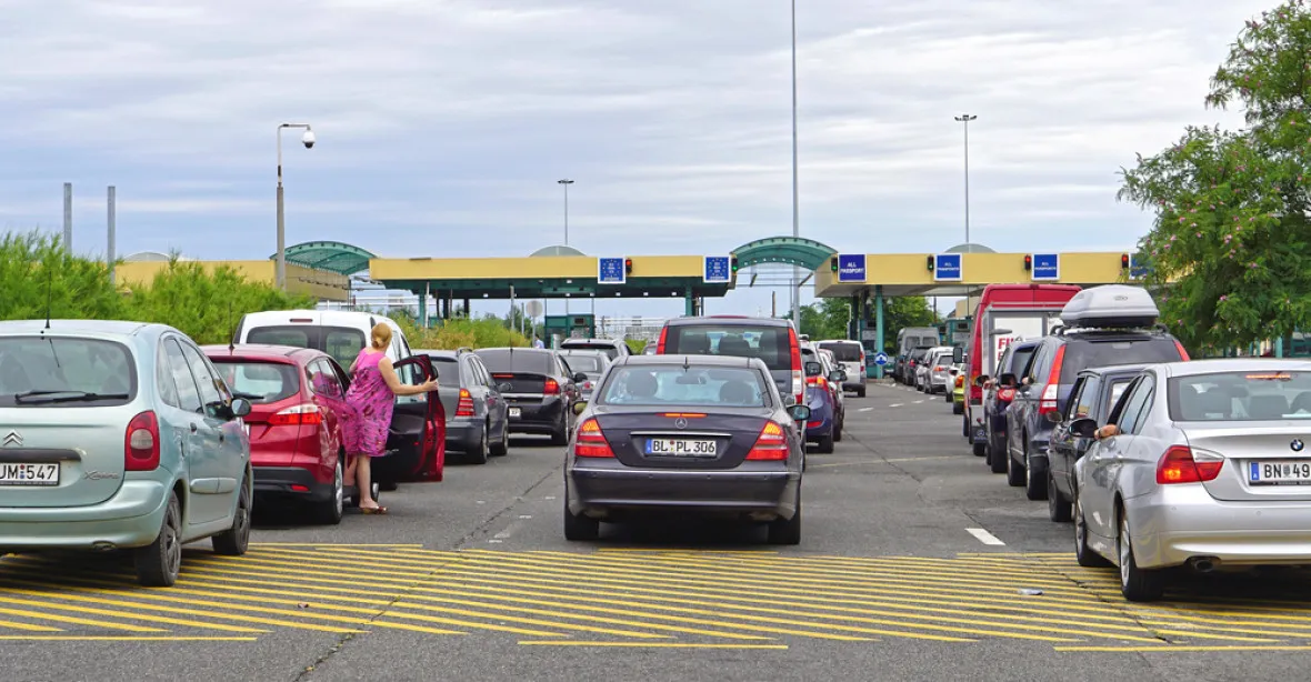 Evropská komise doporučila ukončení kontrol uvnitř Schengenu