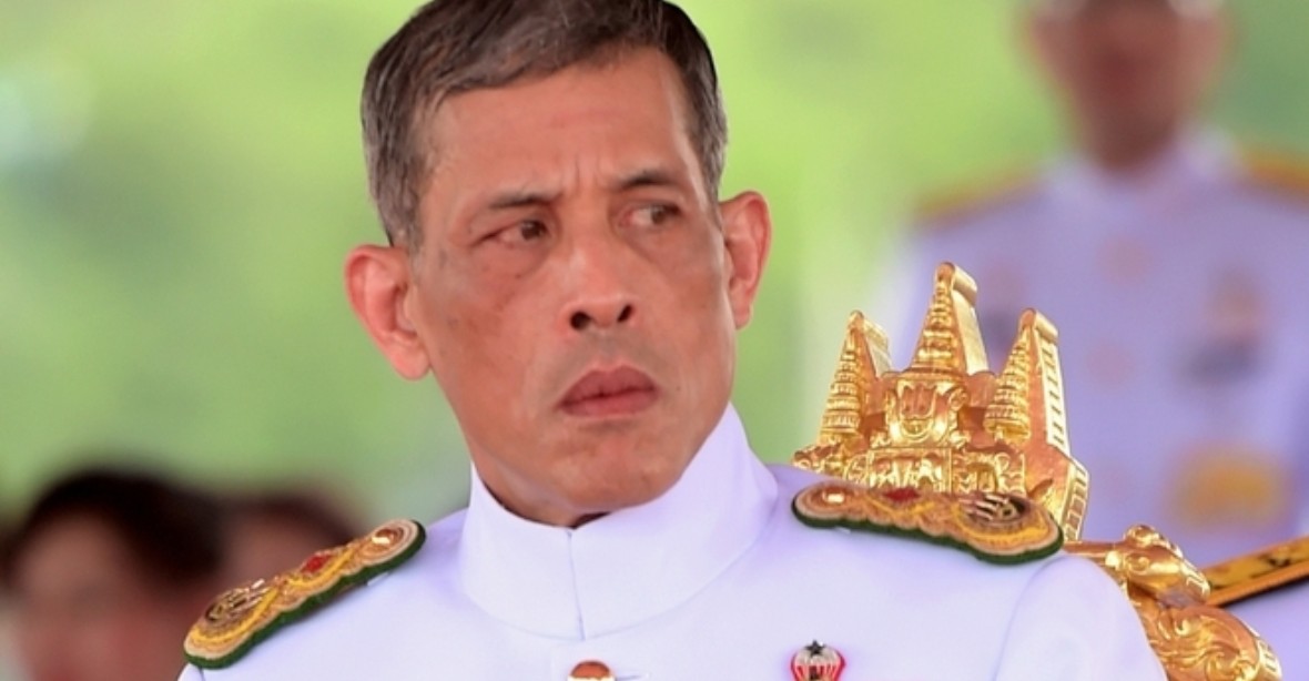 V Thajsku odsoudili na 35 let muže za urážku krále na Facebooku
