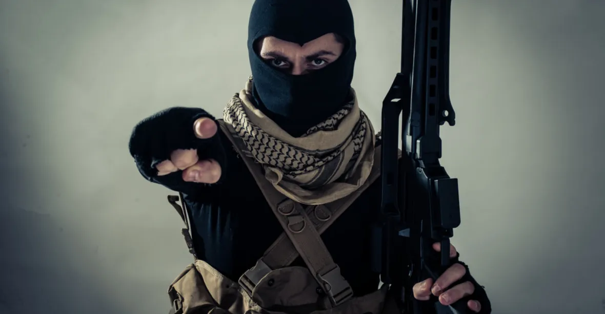 Interpol vydal seznam 173 islamistů vytrénovaných na útoky v Evropě