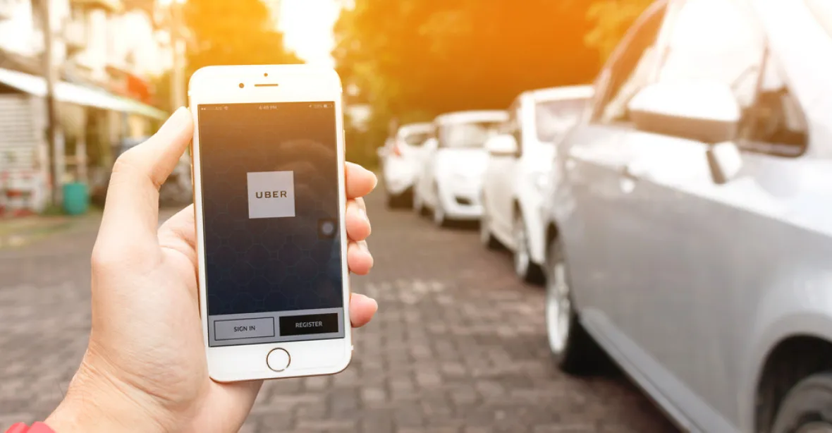 Vrchní soud zrušil předběžné opatření, Uber může v Brně jezdit