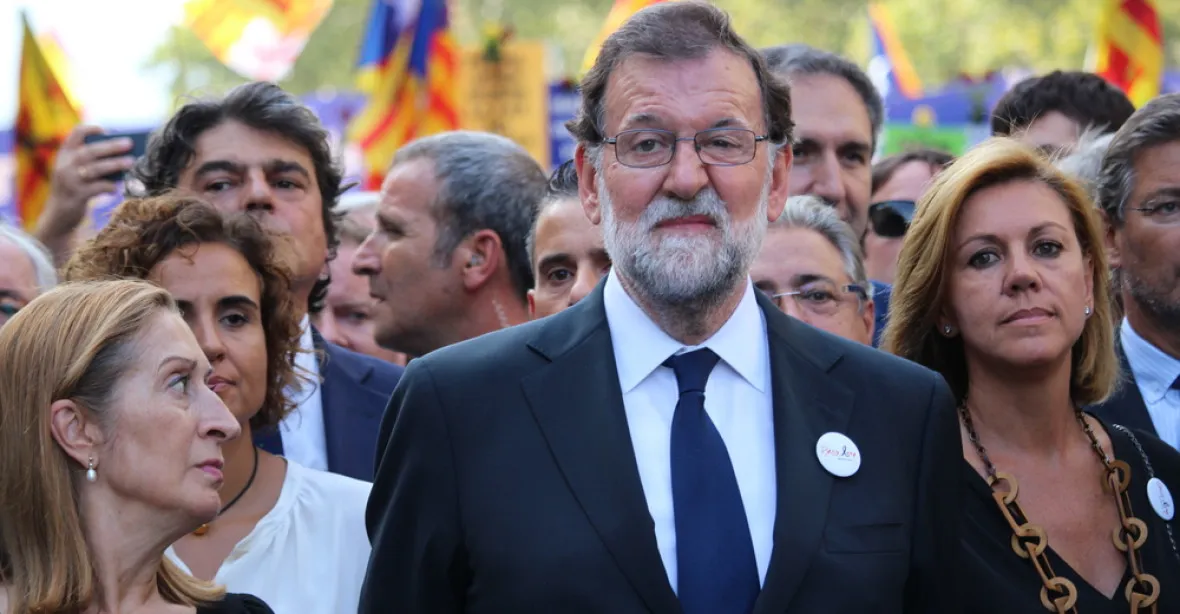 Madrid převzal správu nad Katalánskem, Barcelona to neuznává