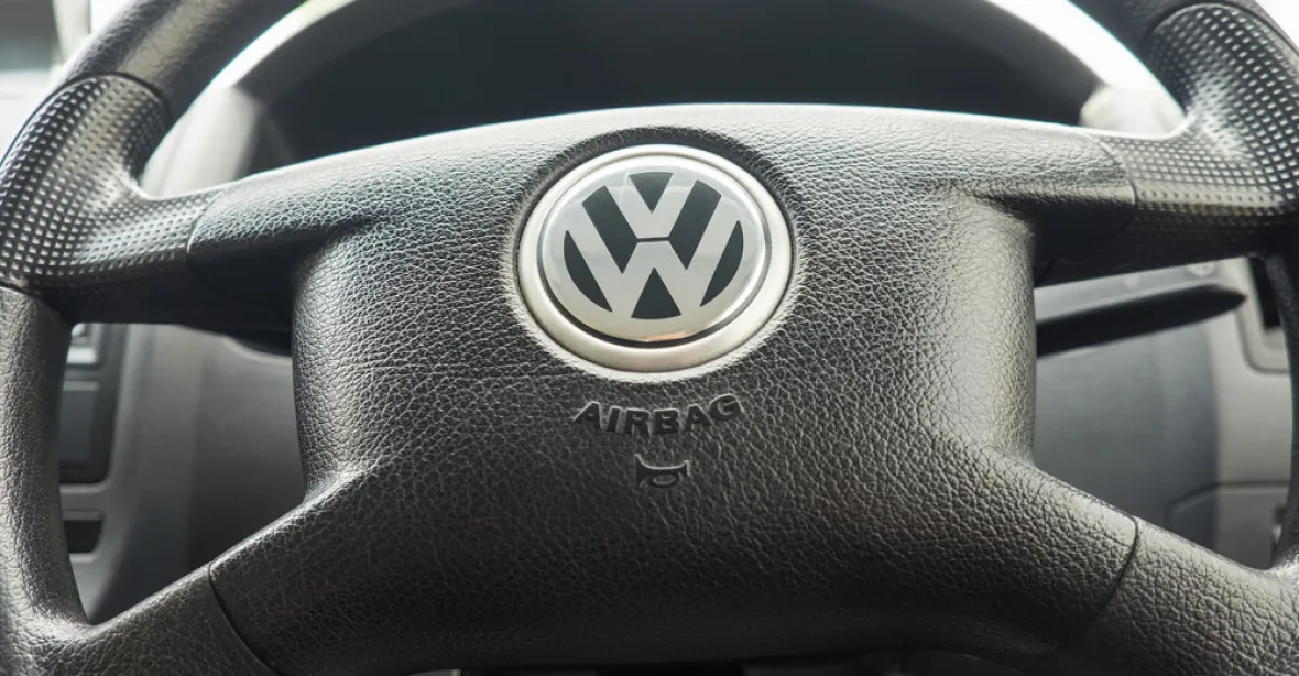 Volkswagen hlásí nový rekord. Loni prodal 6,23 milionu vozů značky VW