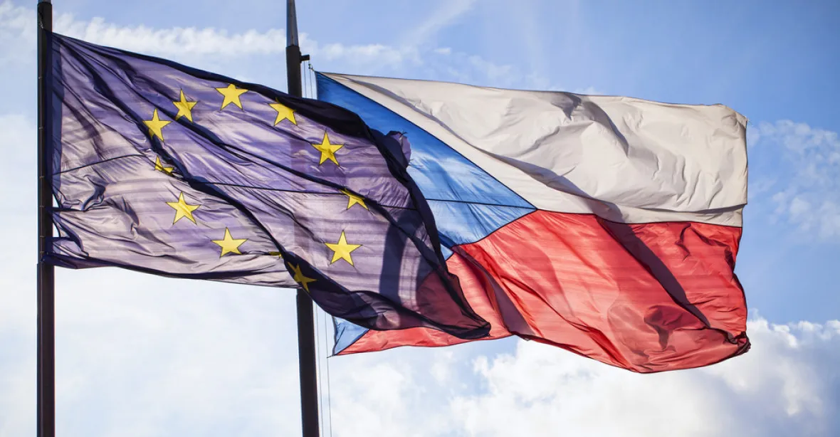 Český národní zájem? Zůstat v EU
