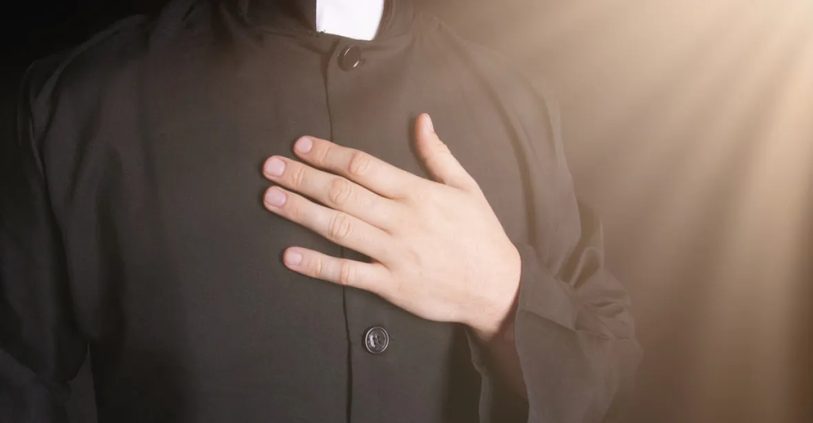 Prostitut odhalil identitu desítek homosexuálních italských kněží
