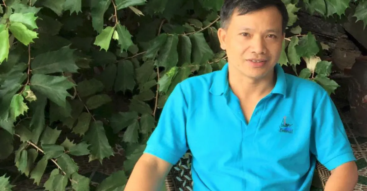 Politický proces ve Vietnamu. Právník dostal 15 let, do vězení jde dalších pět lidí