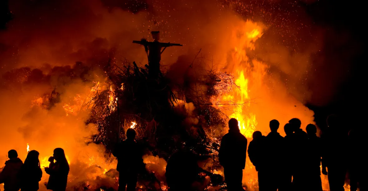 Pražský magistrát zakázal pálení čarodějnic. Kvůli nebezpečí požárů