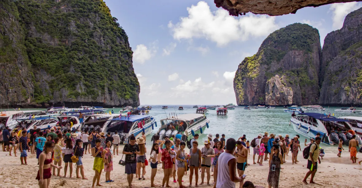 Thajsko z ekologických důvodů dočasně uzavře zátoku z filmu Pláž