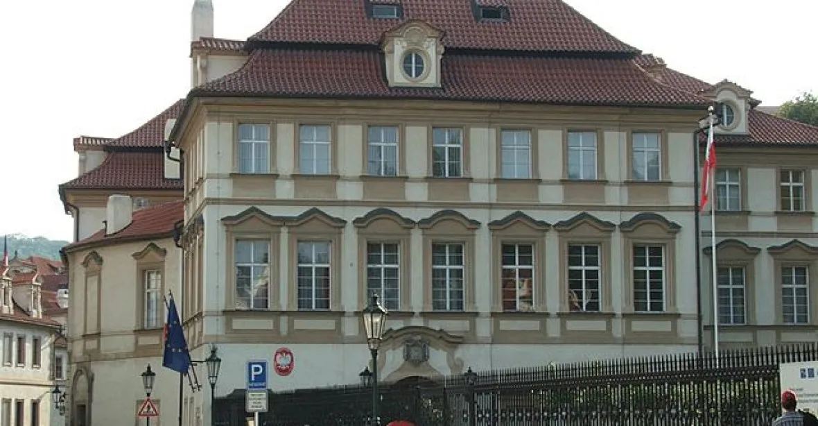 Palác na Malé Straně zve na piknik. Mimořádná akce polské ambasády