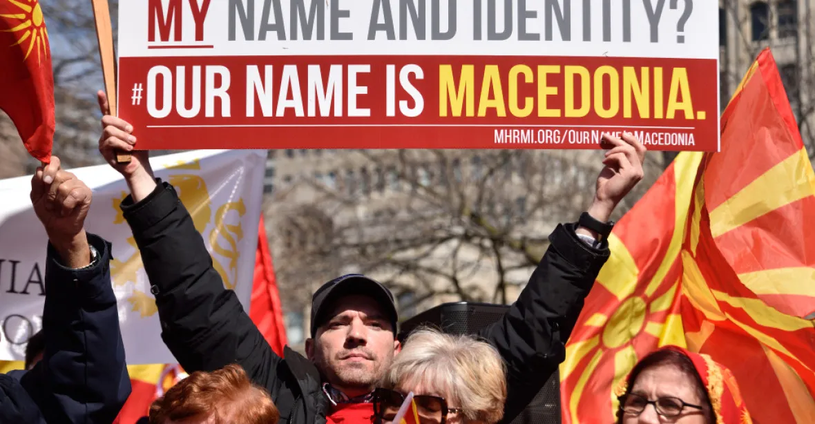 Makedonii nezachránil ani prezident. Poslanci přehlasovali jeho veto k názvu země