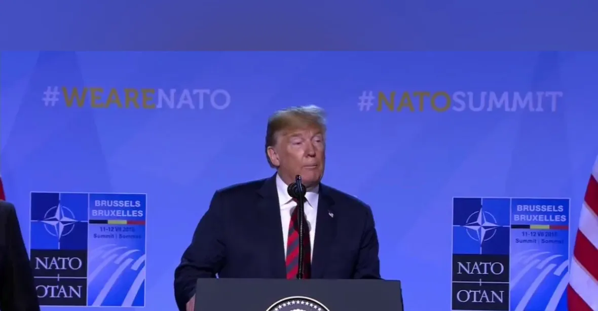 Trump tlačí na státy NATO: Zvyšte výdaje na obranu, jinak „nastane peklo“