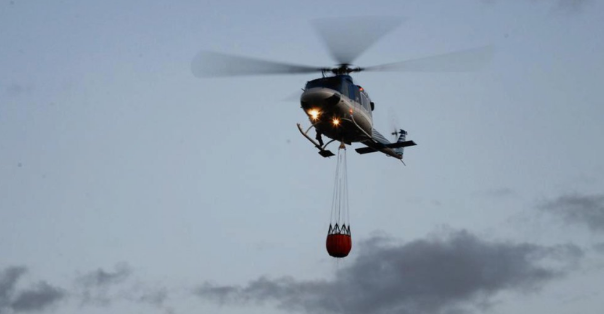 Česko nabídlo Švédsku na pomoc s hašením požárů vrtulník