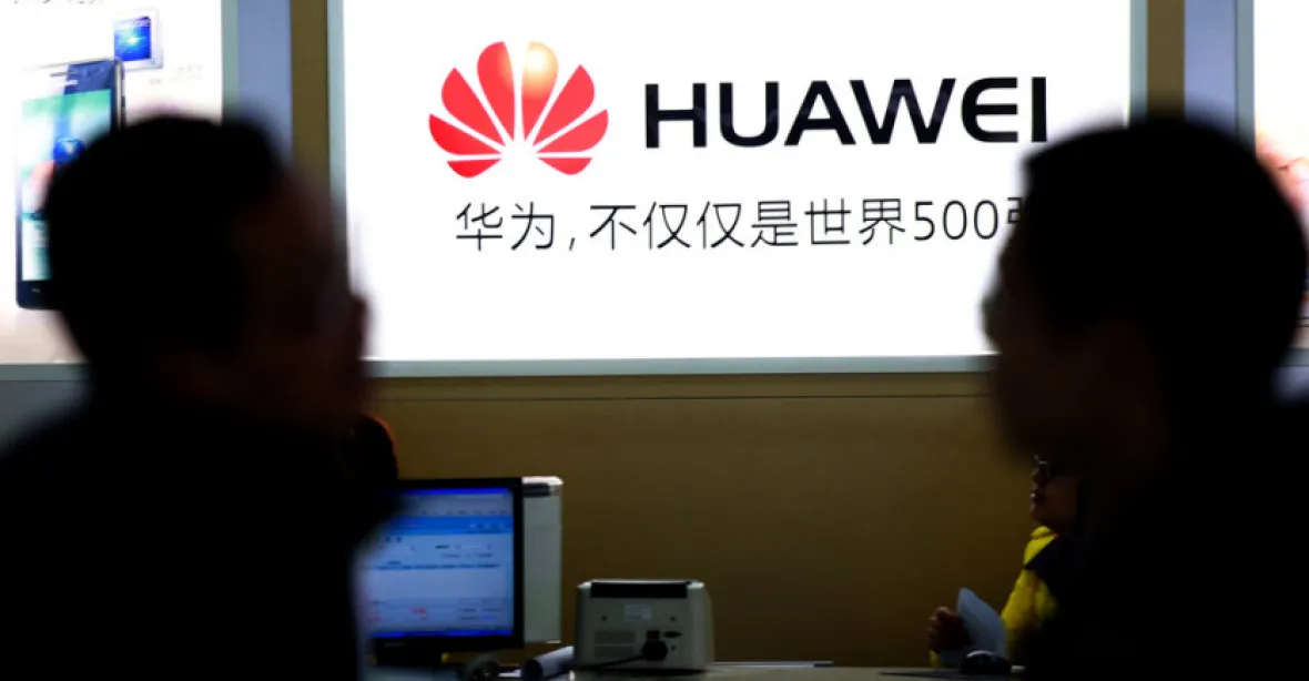 Huawei už prodává více smartphonů než Apple