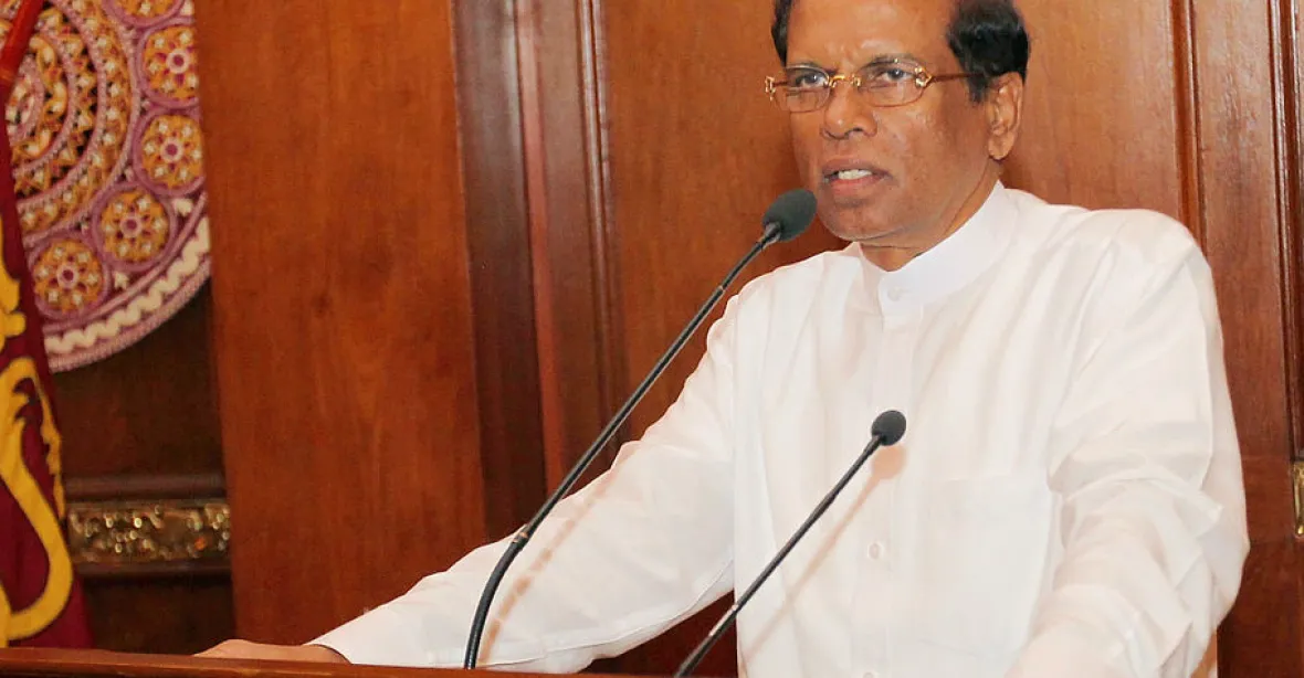 Nebrala mu telefon. Prezident Srí Lanky vykopl ambasadorku. Hnusí se mu i oříšky