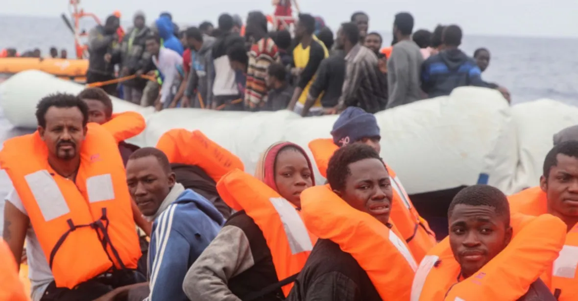 Rakousko chce Evropě nastavit strop pro přijímání migrantů