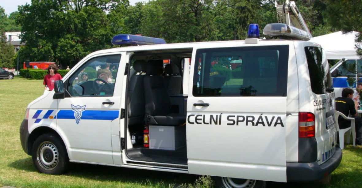 Celníci zasahovali v plzeňském areálu Škoda Transportation kvůli daňovým únikům