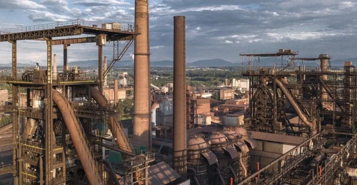 Babiš tlačí na kupce ArcelorMittalu. Rozladění odboráři chtějí konkrétní záměry, premiér plán investic