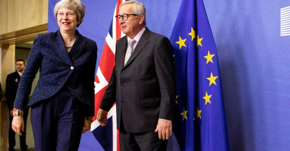 Cesta k dohodě o brexitu je volná. Smlouvu potvrdí v neděli v Bruselu mimořádný summit
