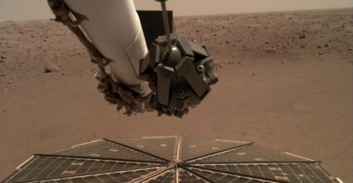 První zvukový záznam z Marsu. Poslechněte si audio z rudé planety