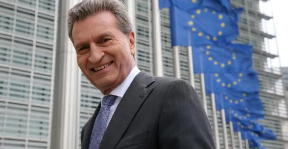 Dokud se Babišův případ nevyřeší, EU nebude jeho firmám vyplácet dotace, řekl eurokomisař Oettinger