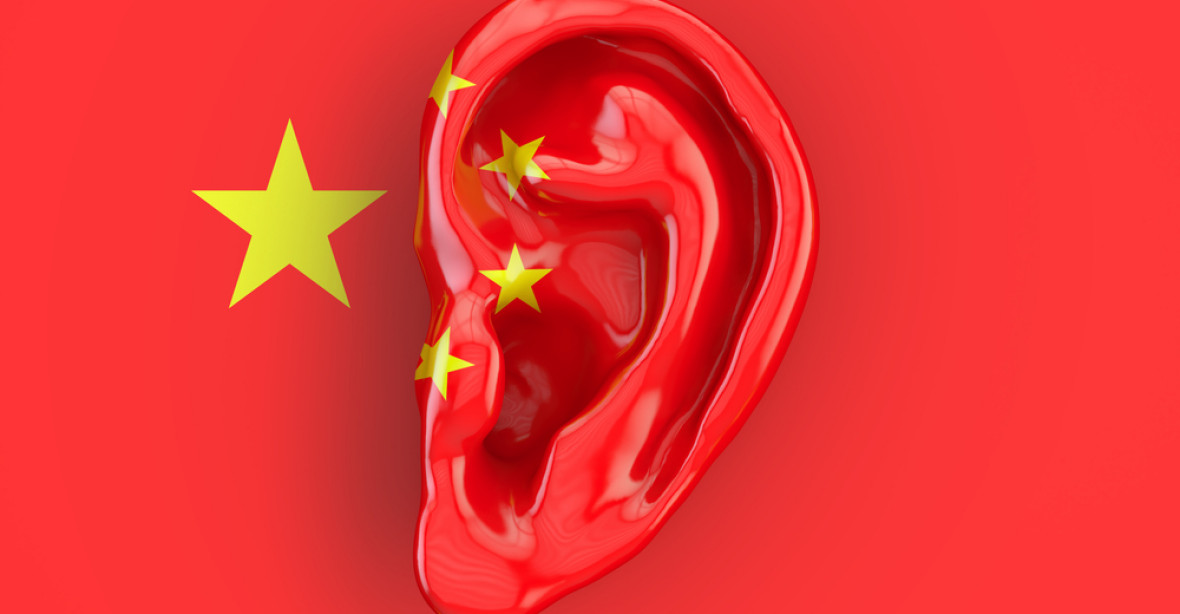Produkty Huawei a ZTE jsou nebezpečné, pomáhají čínské rozvědce, varuje český úřad