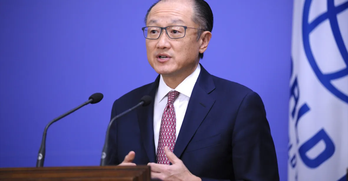 Prezident Světové banky Jim Yong Kim předčasně odstupuje z funkce