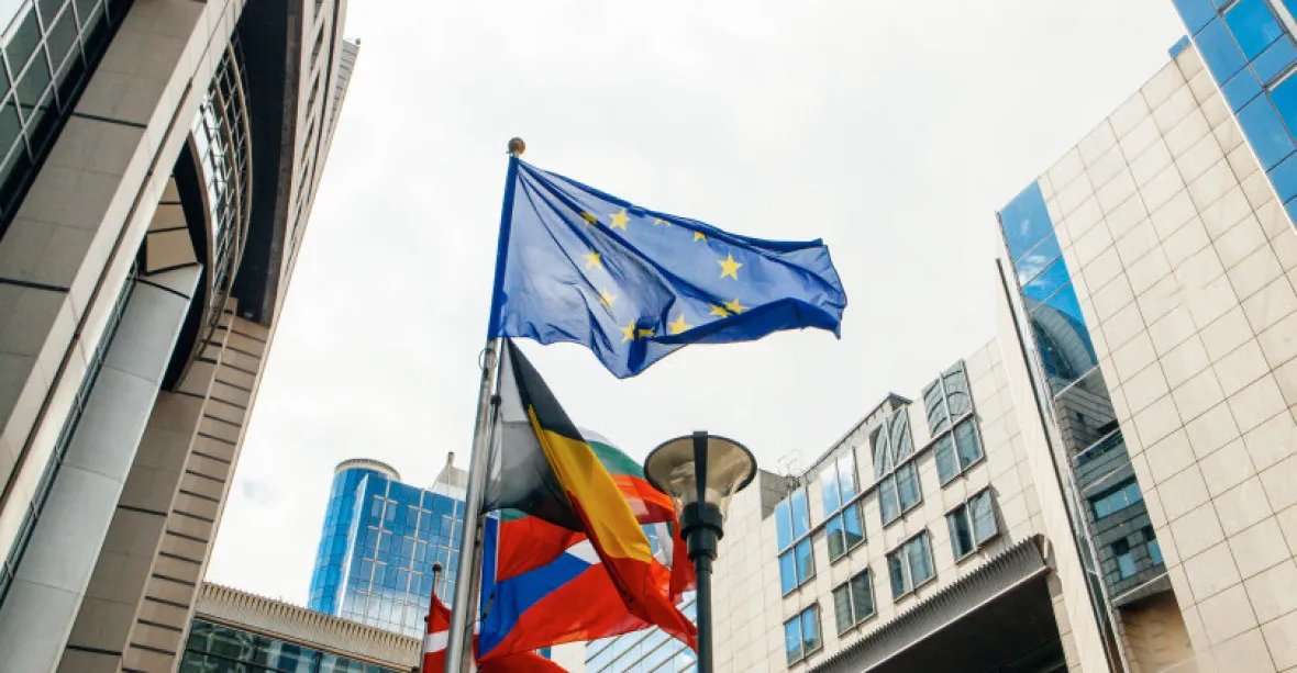 Evropská komise Česku zatím proplatila přes 145 miliard korun z přidělených dotací