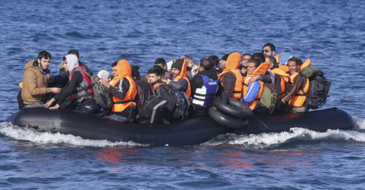 Smlouva EU a Turecka ohledně migrace nefunguje dobře, řekla Merkelová. Kritizovala i Řecko