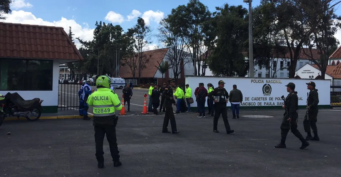 Útok na policejní akademii v Bogotě. Zemřelo 21 lidí, zraněných je 68