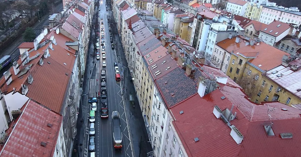 Starší byty v ČR loni zdražily o třetinu, domy o 8 procent. Tradičně je nejdražší Praha