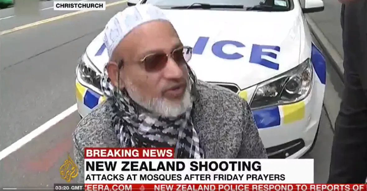 Lidé nám umírali před očima, říkají svědci střelby v mešitě