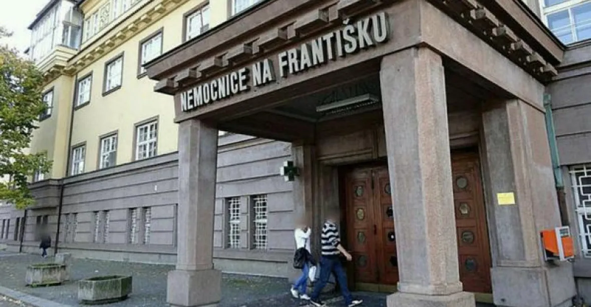Praha převezme Nemocnici Na Františku do léta. Od privatizace ustoupila