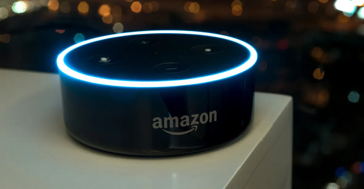 Amazon přiznal, že přes asistenta Alexu odposlouchává domácnosti či kanceláře