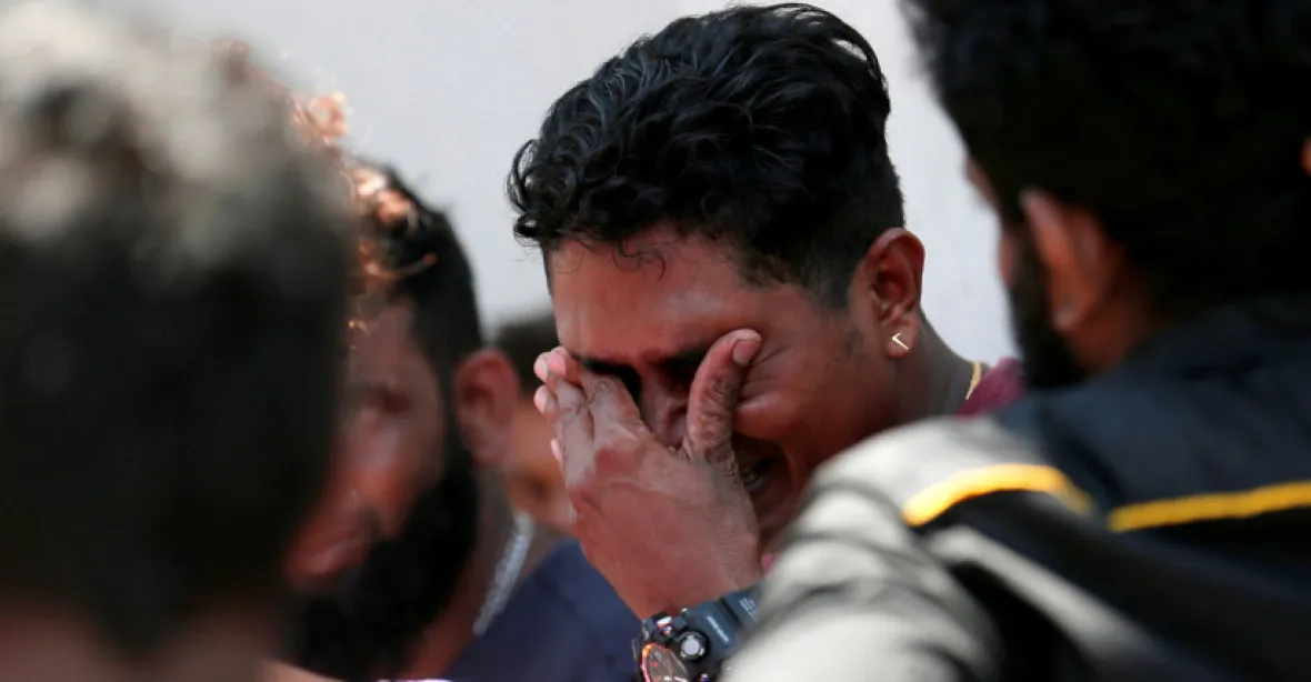 Útoky na Srí Lance mají už 310 obětí. Policie zadržela 40 lidí