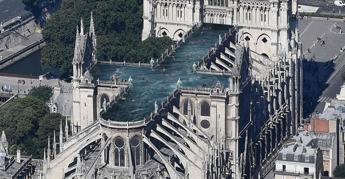 Zaplavte si se svatými na střeše Notre-Dame. Návrhy na obnovu katedrály se předhání v kreativitě