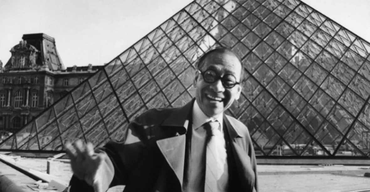 Zemřel autor skleněné pyramidy v Louvru. Čínskému architektovi bylo 102 let