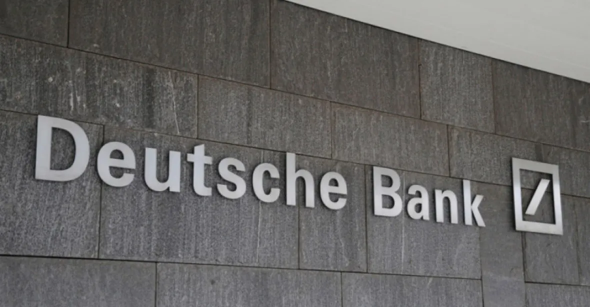 Deutsche Bank v trablech. Zvažuje zrušení až 20 tisíců pracovních míst