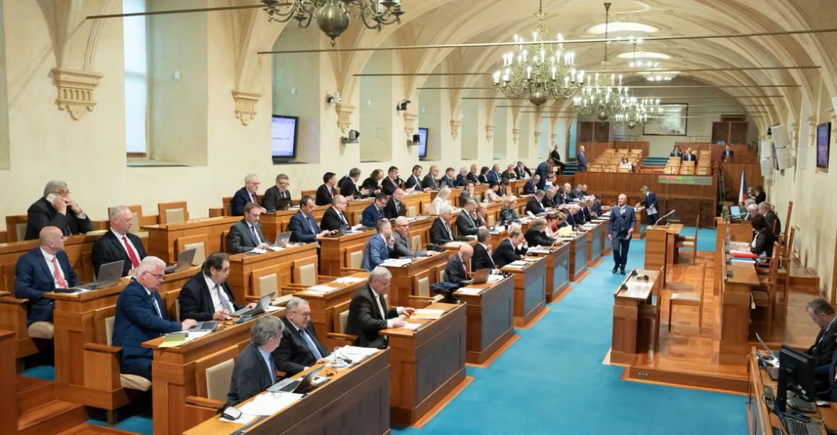 Senátním výborem těsně prošlo rozšíření EET. Chyběli senátoři za ODS, STAN i KDU-ČSL