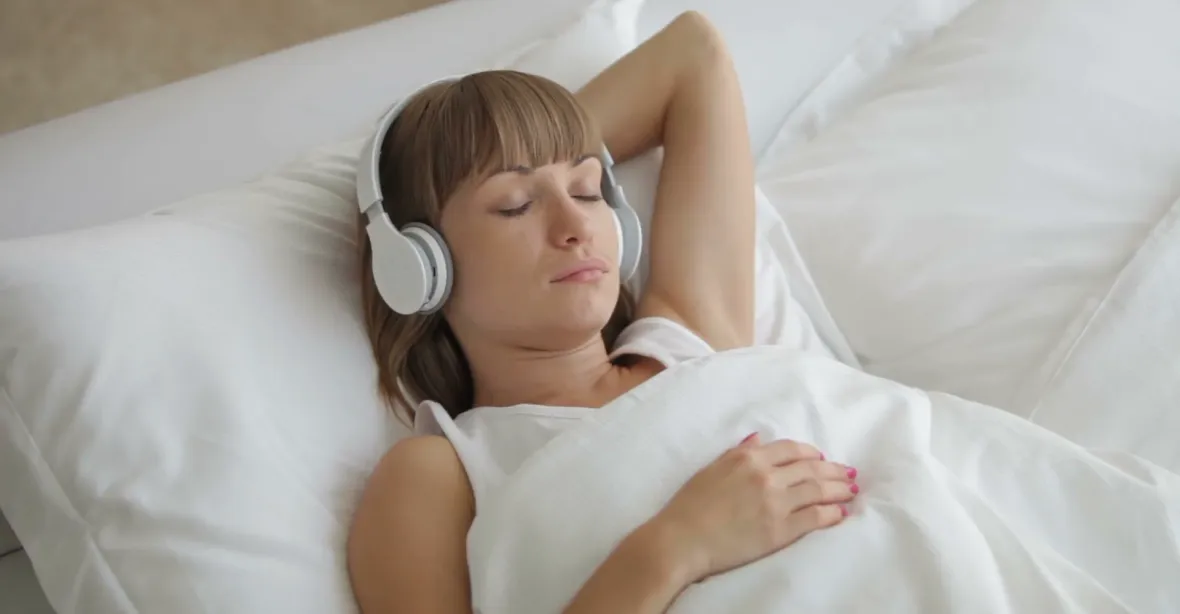 VIDEO: Pryč se sedativy, postačí hudba. Vědci přišli s nejpříjemnější skladbou světa