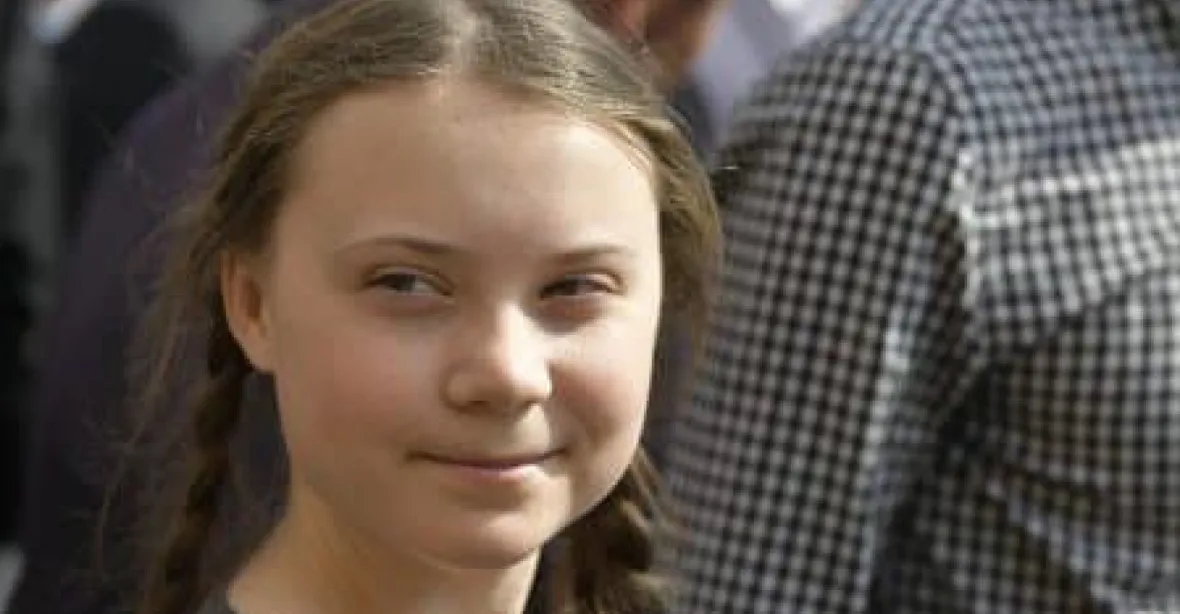 „Otázka života a smrti.“ Aktivistka Thunbergovová oceňuje mladé, že obětují vzdělání boji za klima