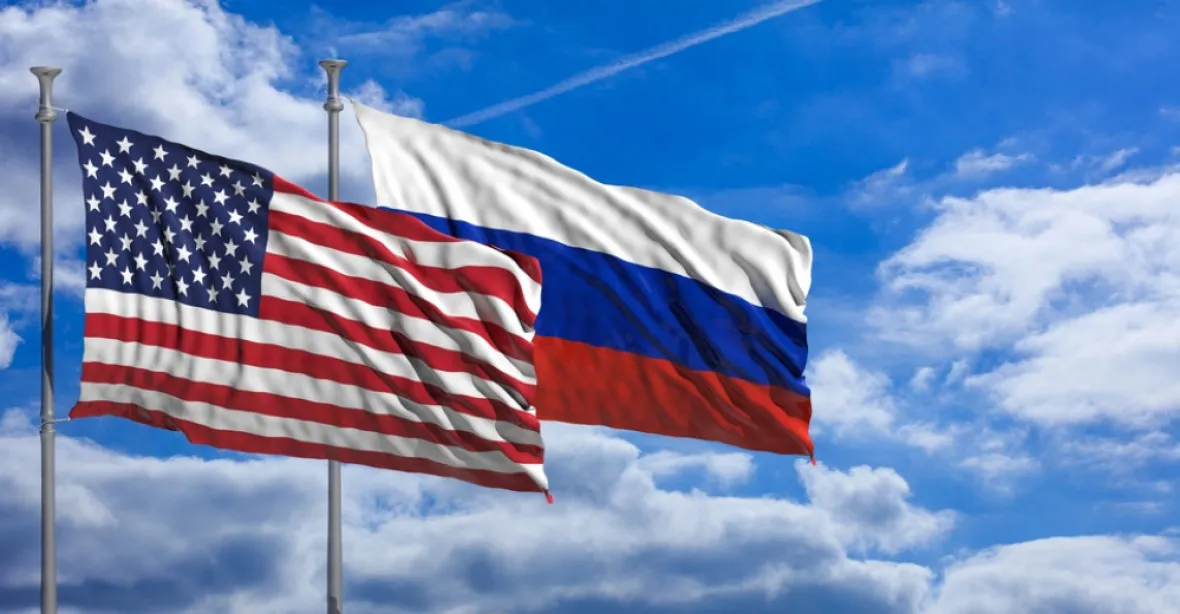 Trump rozšířil sankce proti Rusku kvůli Skripalovi