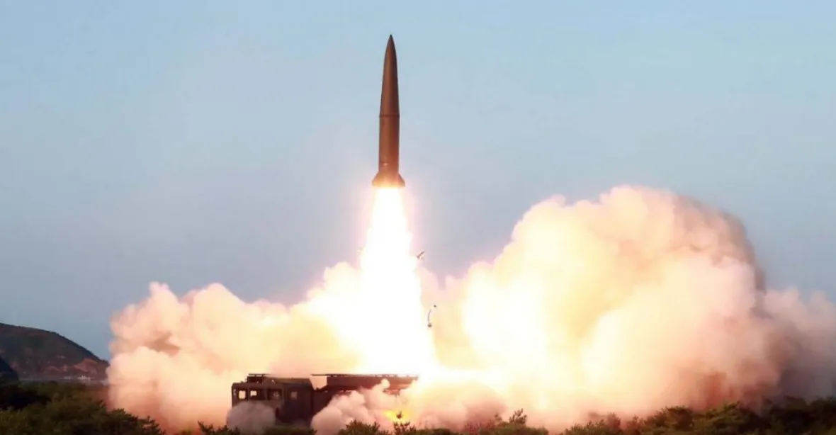 KLDR opět testovala rakety. Varuje USA a Soul před nepřátelskými vojenskými kroky