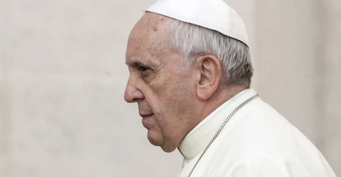 Papež schválil stanovy vatikánské banky, reforma má navrátit důvěru po korupci a daňových únicích