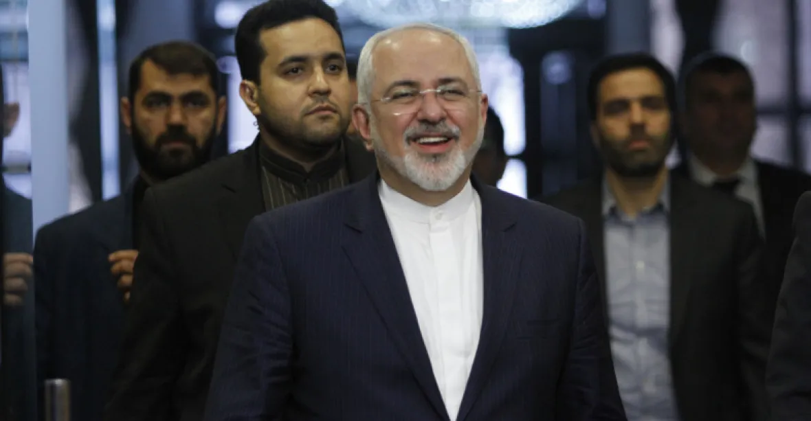 Z delegace íránského ministra Zarífa ve Stockholmu uprchl novinář. Zveřejnil citlivé informace