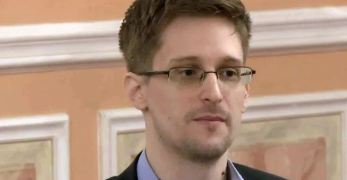 „Sloužil lidstvu.“ Snowden by si přál azyl ve Francii, ministryně spravedlnosti je pro