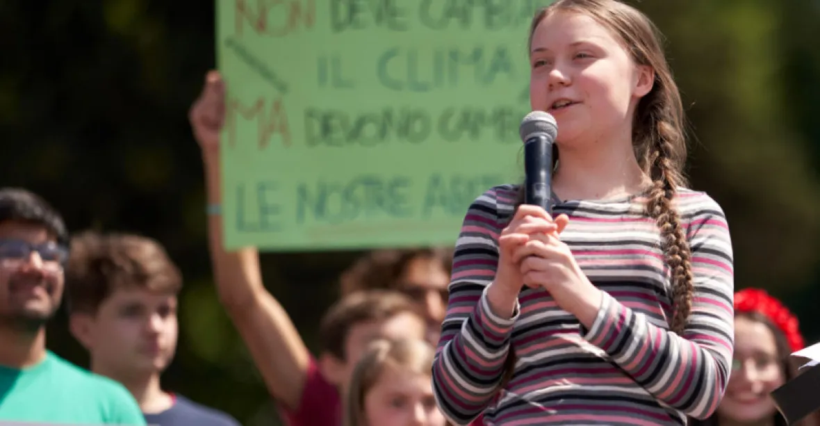 „Probuďte se,“ vyzvala 16letá aktivistka Greta Thunbergová americké zákonodárce