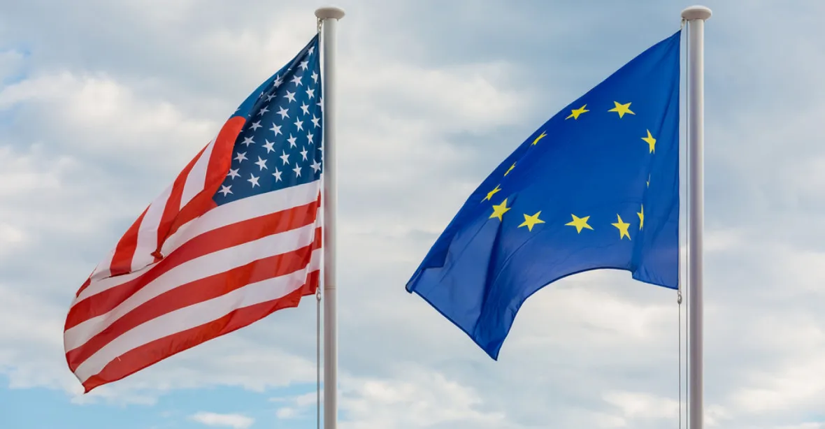USA zavedou na zboží z EU cla až 25 procent. Mají se týkat potravin i strojírenských výrobků